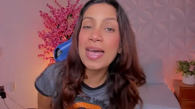 cora 22 online show from 02/27/26, 01:11