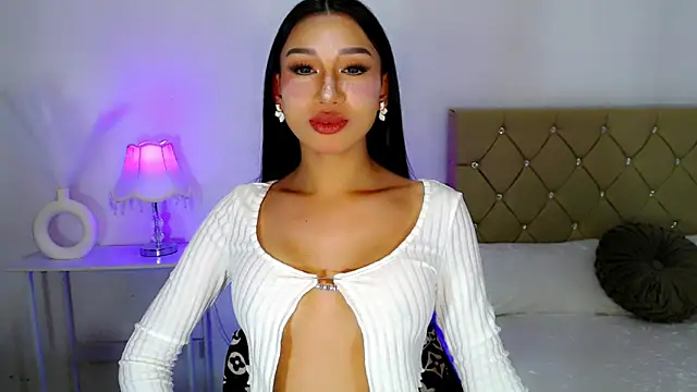 FuckDoll Nathalie online show from 10/18/25, 04:09