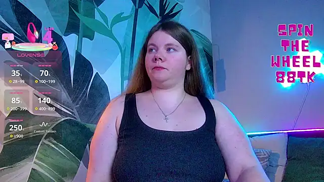 RubyValen online show from 10/10/25, 12:44