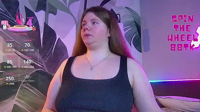 RubyValen online show from 12/05/25, 01:16