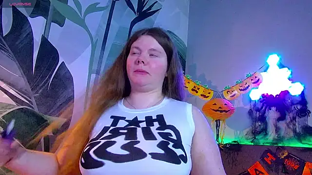 RubyValen online show from 10/30/25, 01:15