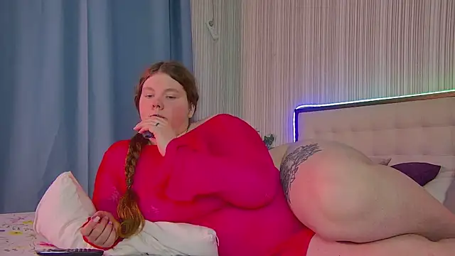 RubyValen online show from 05/06/26, 01:53