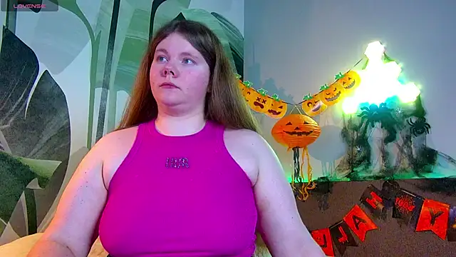 RubyValen online show from 10/31/25, 03:47