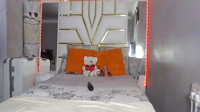 Snapshot of SexyyNana chatting on 10/06/25, 11:16 SexyyNana online show from 10/06/25, 11:16