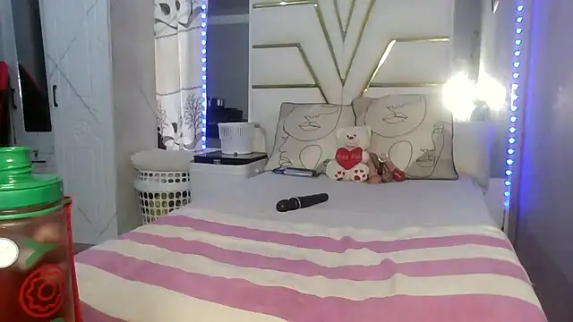 SexyyNana online show from 01/17/26, 01:26