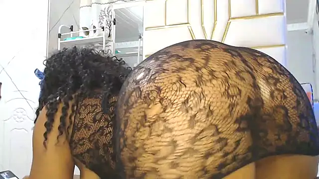 SexyyNana online show from 03/27/26, 01:36