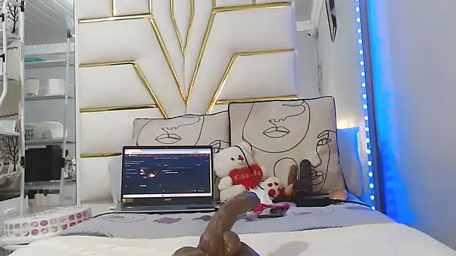 SexyyNana online show from 03/24/26, 02:11