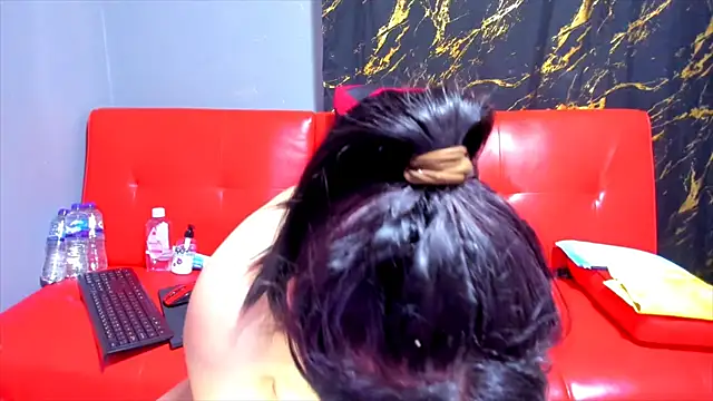 Noielya Shot online show from 03/29/26, 09:55