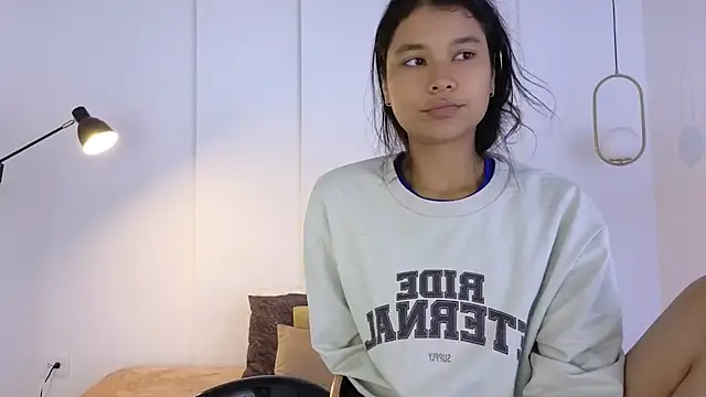 sexychanell 18 online show from 04/15/26, 01:15