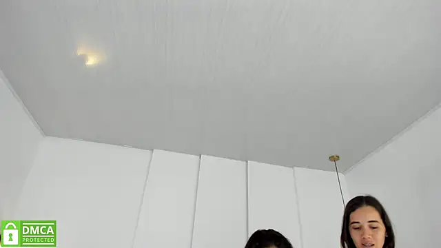Snapshot of sexychanell_18 chatting on 03/03/25, 01:56 sexychanell 18 online show from 03/03/25, 01:56