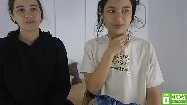 Snapshot of sexychanell_18 chatting on 01/11/26, 01:18 sexychanell 18 online show from 01/11/26, 01:18