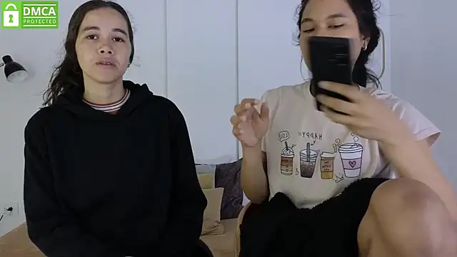 Snapshot of sexychanell_18 chatting on 02/20/26, 01:35 sexychanell 18 online show from 02/20/26, 01:35