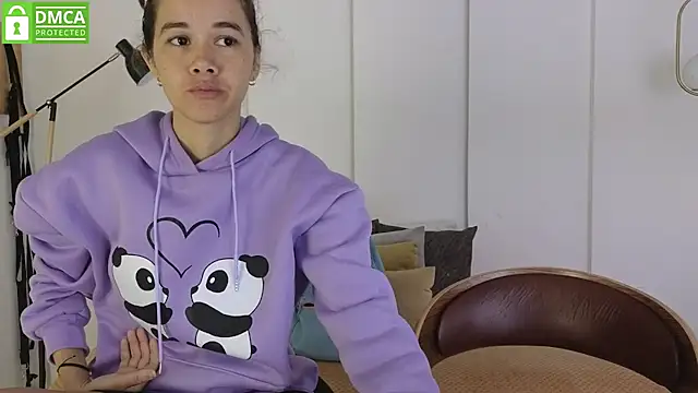 sexychanell 18 online show from 03/25/26, 01:32