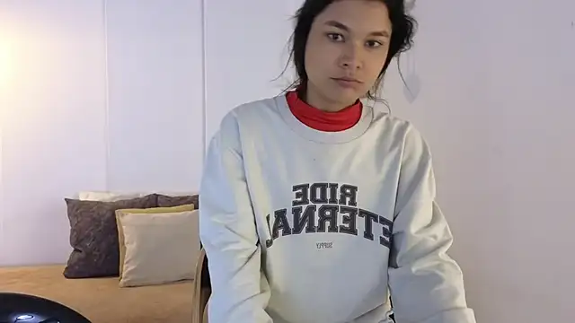 sexychanell 18 online show from 12/15/25, 01:39