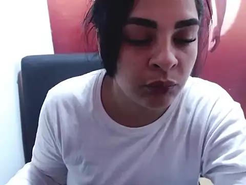 Laura hottt online show from 05/20/26, 01:13