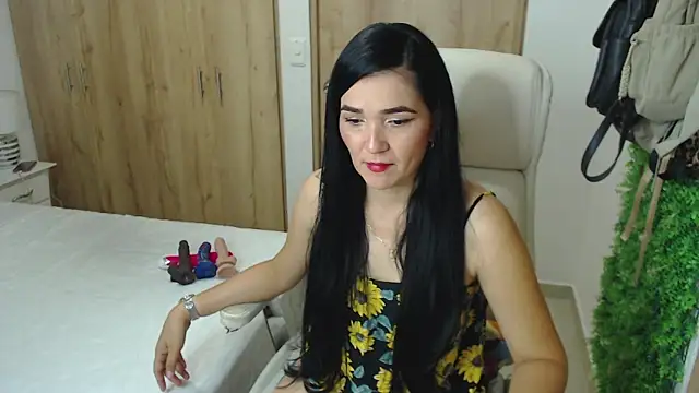 Neerea online show from 09/20/25, 12:26