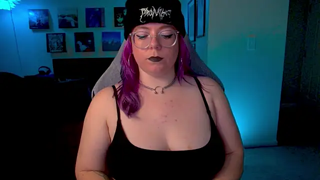 KiraSpitQueen online show from 01/19/26, 04:27