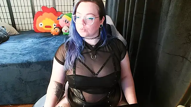 KiraSpitQueen online show from 03/23/25, 04:49