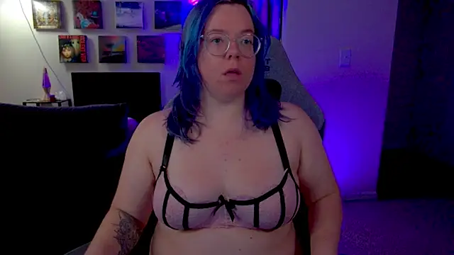 KiraSpitQueen online show from 05/25/26, 03:39