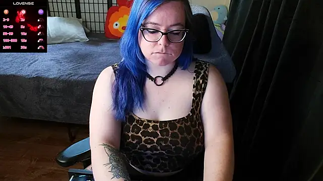 KiraSpitQueen online show from 02/07/25, 03:34