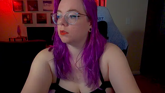 KiraSpitQueen online show from 04/08/26, 03:41