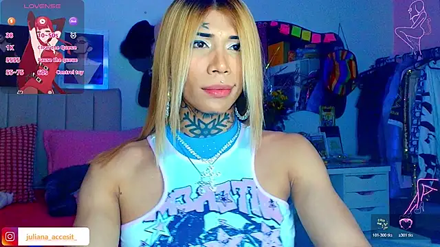 caroline cossei online show from 03/11/26, 12:26