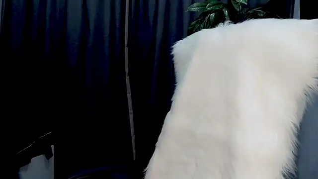 QueenOfUrKink online show from 11/28/25, 07:47