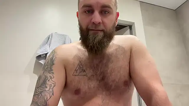 Bear bear  online show from 11/09/25, 08:51