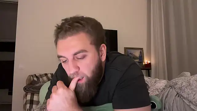 Bear bear  online show from 03/01/26, 06:41