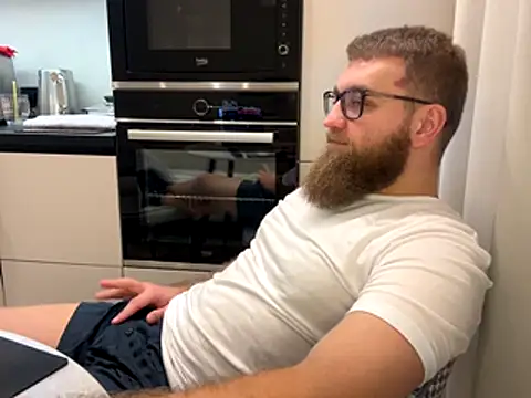 Bear bear  online show from 12/19/25, 01:02