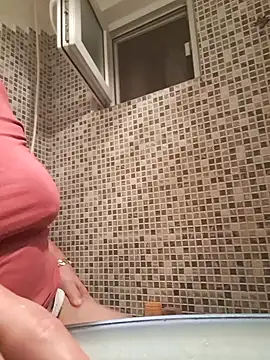 OliviaLewis online show from 02/17/25, 01:36