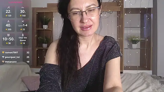 Snapshot of Frederica_ chatting on 03/10/25, 02:48 Frederica online show from 03/10/25, 02:48