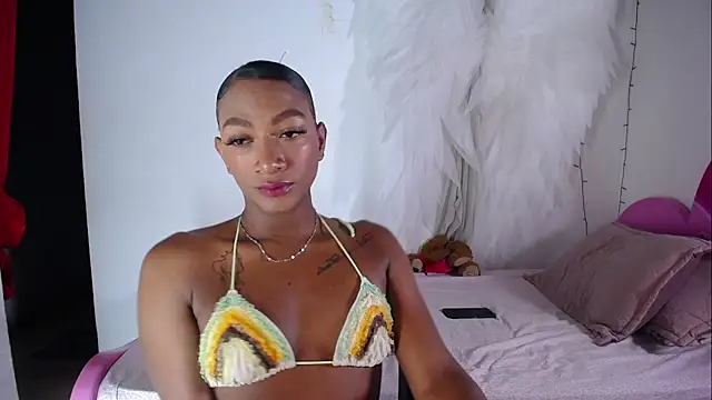 Snapshot of samy_doll chatting on 03/18/26, 06:38 samy doll online show from 03/18/26, 06:38