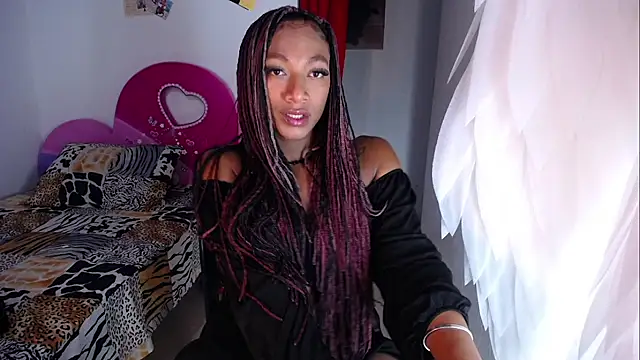 Snapshot of samy_doll chatting on 03/06/26, 07:36 samy doll online show from 03/06/26, 07:36