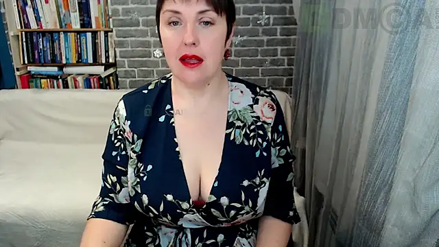 Rainbow lady online show from 02/01/26, 03:38