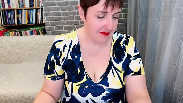 Rainbow lady online show from 10/23/25, 02:43