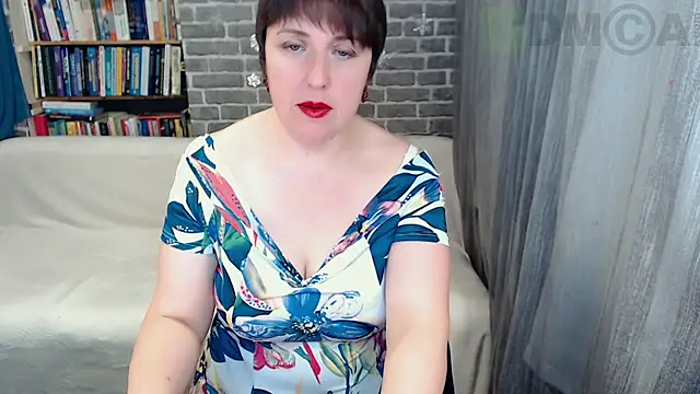Rainbow lady online show from 02/18/26, 04:21