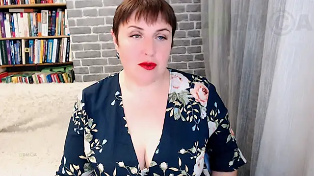 Rainbow lady online show from 10/31/25, 04:31