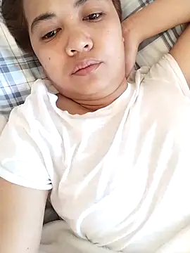 xTheLastVIRGINx online show from 04/15/26, 12:05