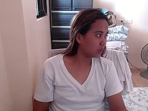 xTheLastVIRGINx online show from 11/18/25, 05:33