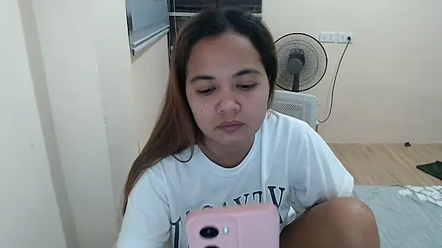 xTheLastVIRGINx online show from 12/22/25, 02:17