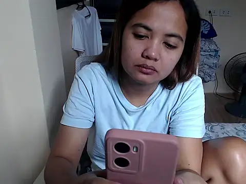 xTheLastVIRGINx online show from 01/12/26, 05:36