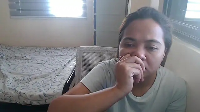 xTheLastVIRGINx online show from 10/22/25, 06:35