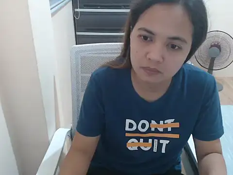 xTheLastVIRGINx online show from 04/01/26, 02:36