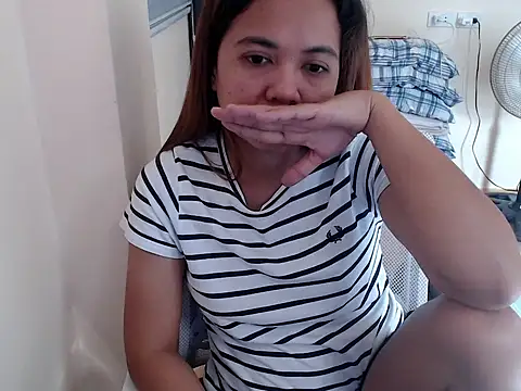 xTheLastVIRGINx online show from 02/10/26, 05:50