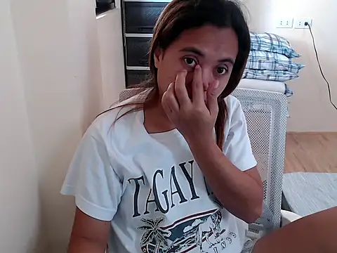 xTheLastVIRGINx online show from 02/05/26, 05:36