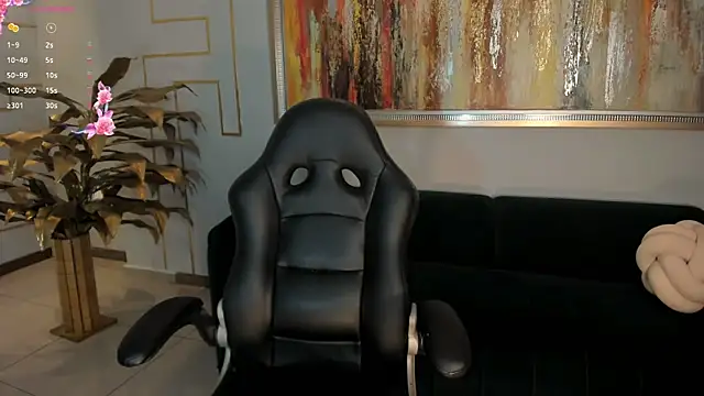 JuanitaClay online show from 10/23/25, 12:48