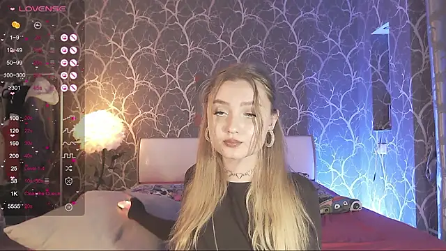 MiaMiaMeow online show from 03/02/26, 02:35