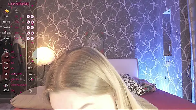 MiaMiaMeow online show from 03/11/26, 04:45