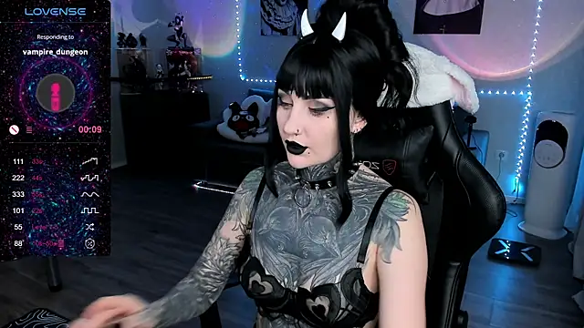 RachelQueen  online show from 02/22/25, 10:51